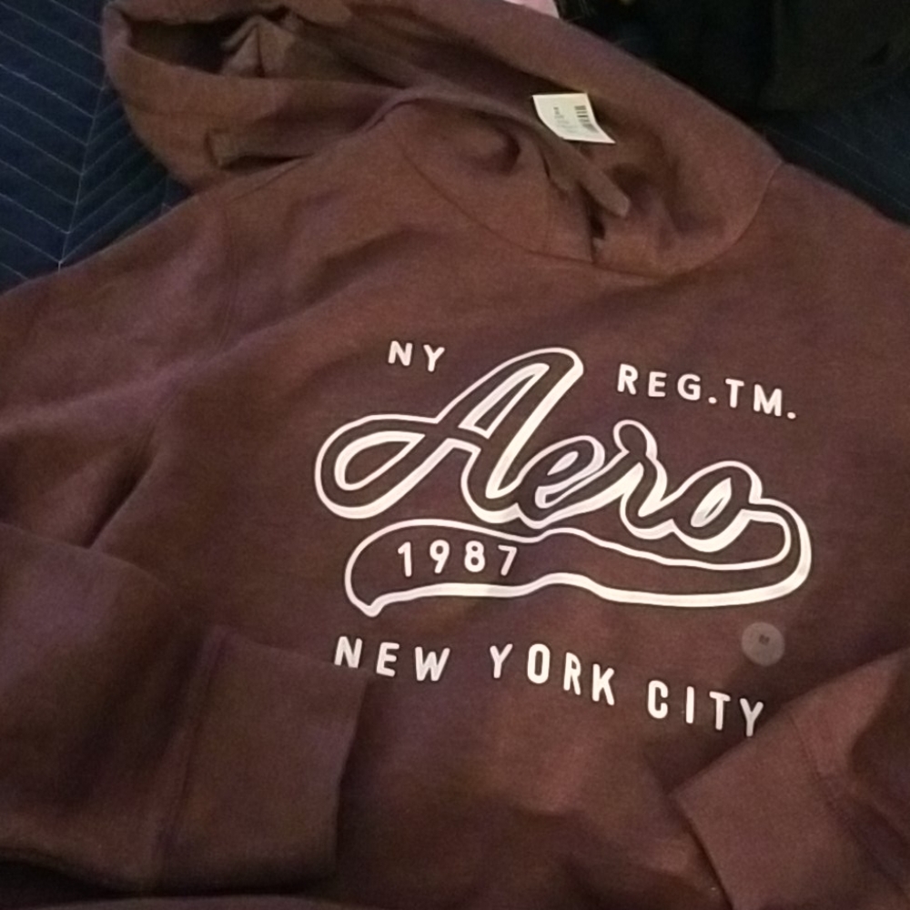 Sweatshirt - Picture 2 of 3